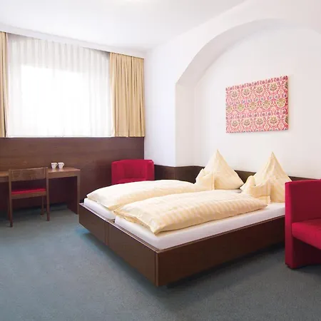 Hotel Barockhotel Am Dom Garni 2*